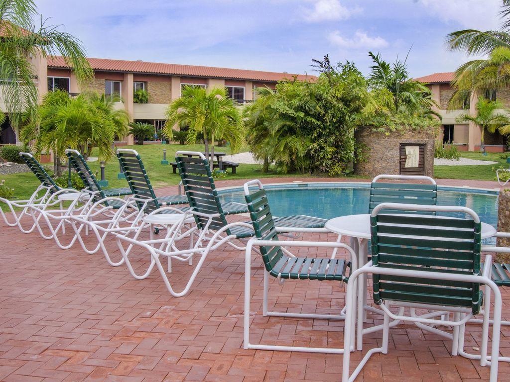 Aruba , Eagle Beach Townhouse Villa Palm Beach Exterior photo