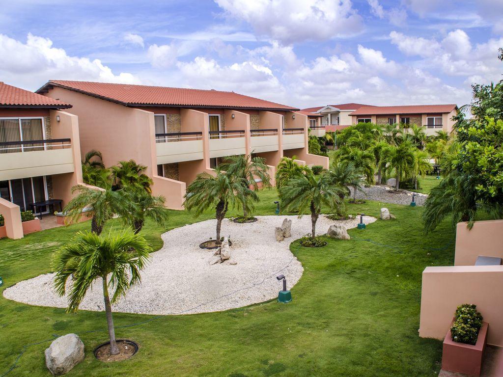 Aruba , Eagle Beach Townhouse Villa Palm Beach Exterior photo