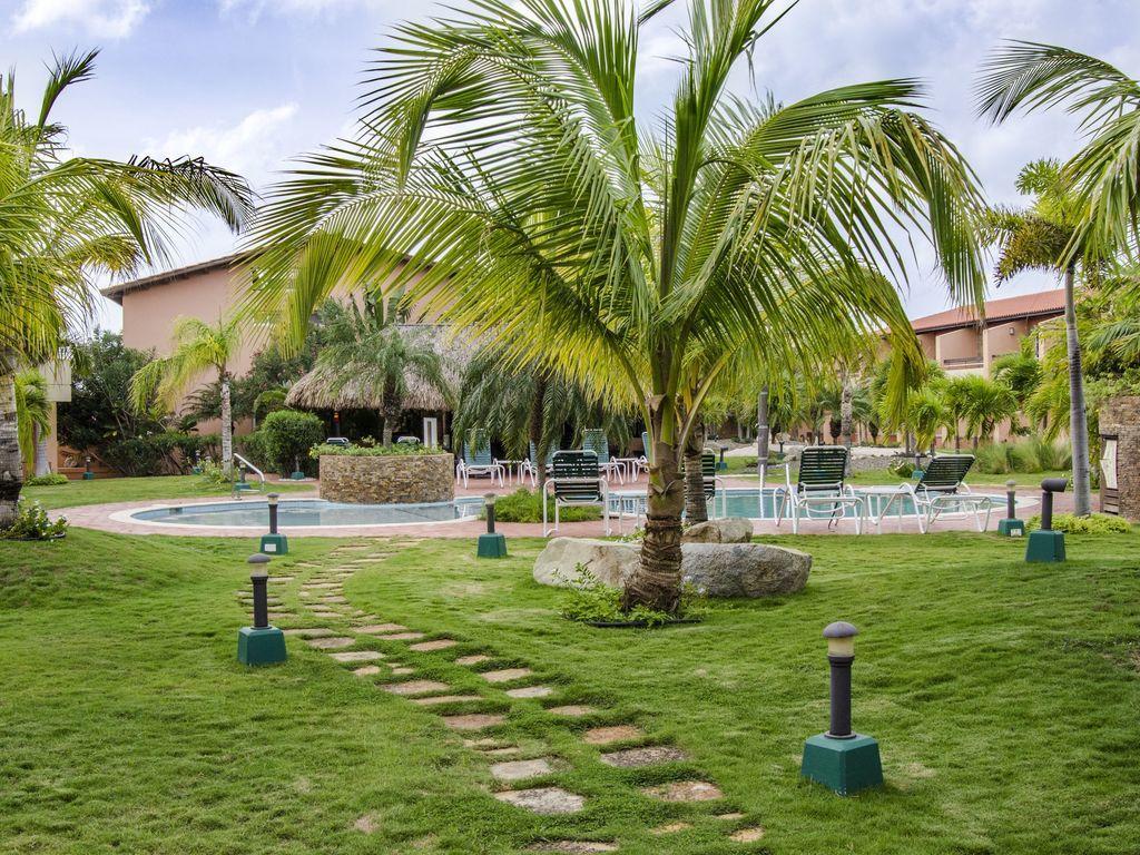 Aruba , Eagle Beach Townhouse Villa Palm Beach Exterior photo