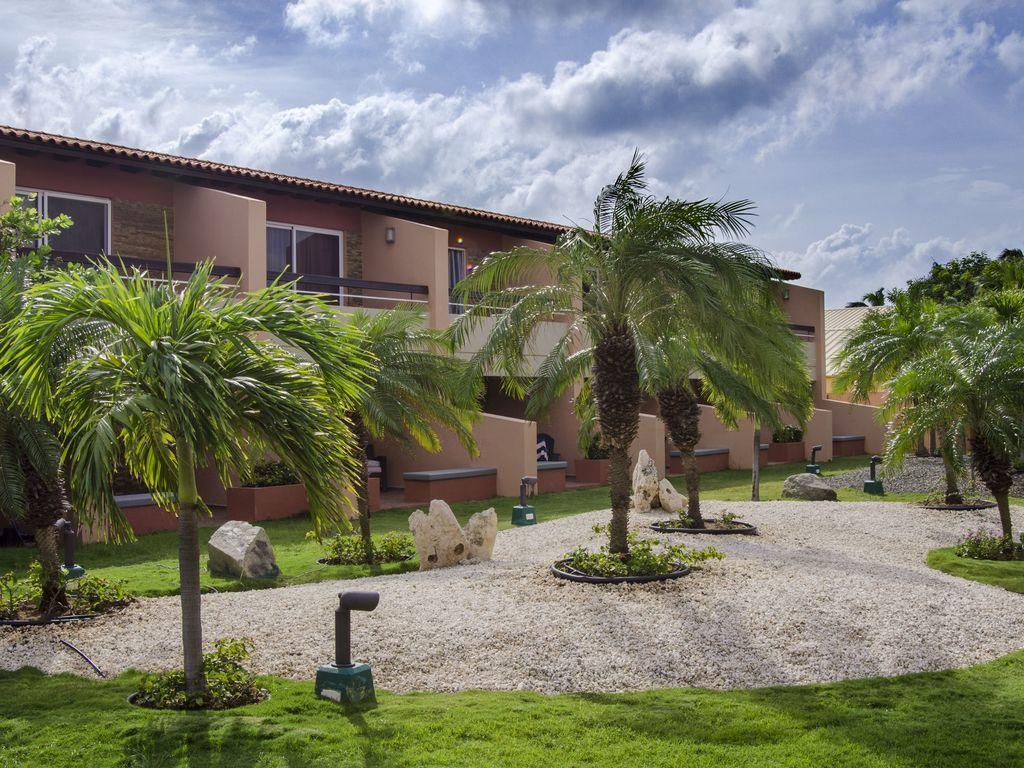 Aruba , Eagle Beach Townhouse Villa Palm Beach Exterior photo