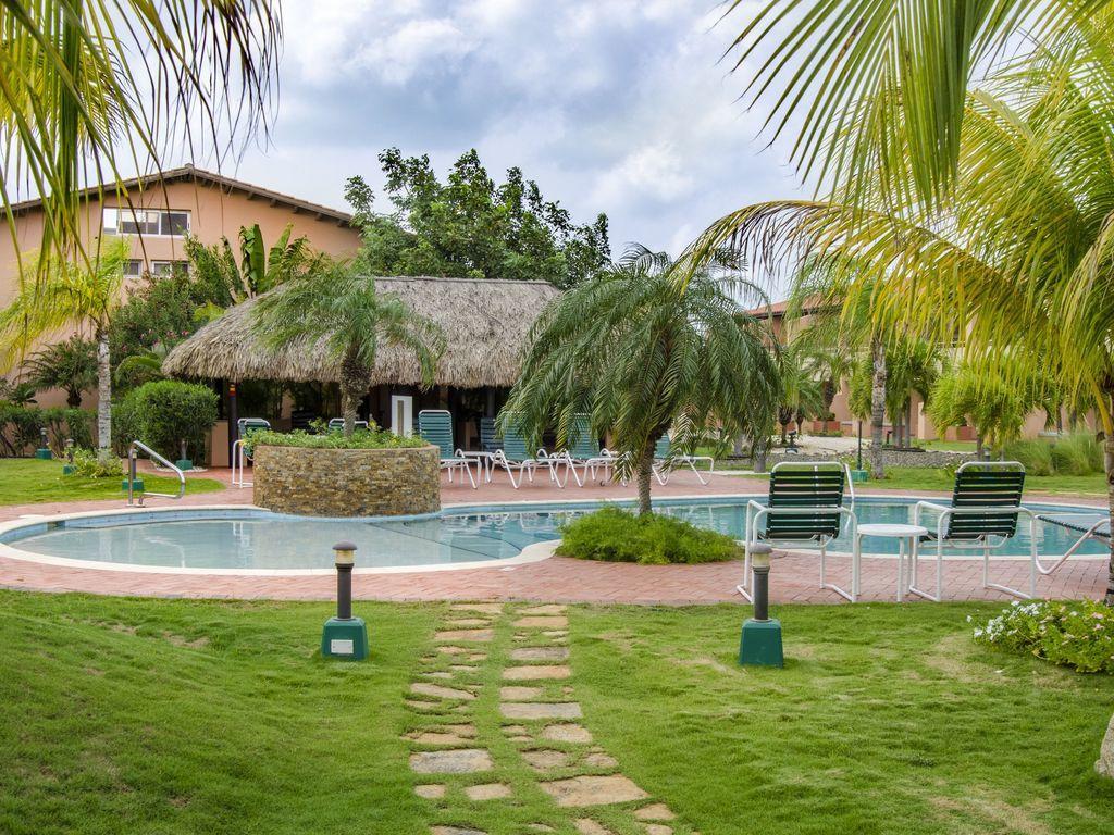 Aruba , Eagle Beach Townhouse Villa Palm Beach Exterior photo